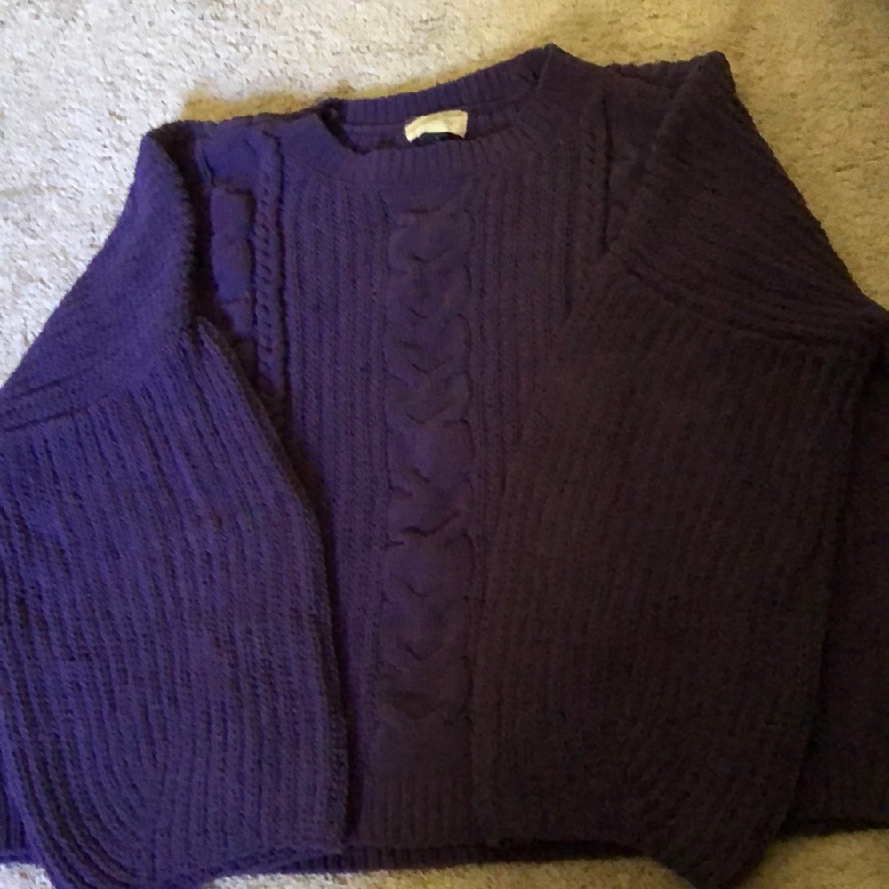 Universal Thread sweater - Picture 2 of 4